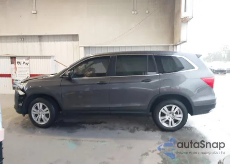 2017 Honda Pilot Lx z USA, uszkodzony, nr VIN 5FNYF5H13HB012751